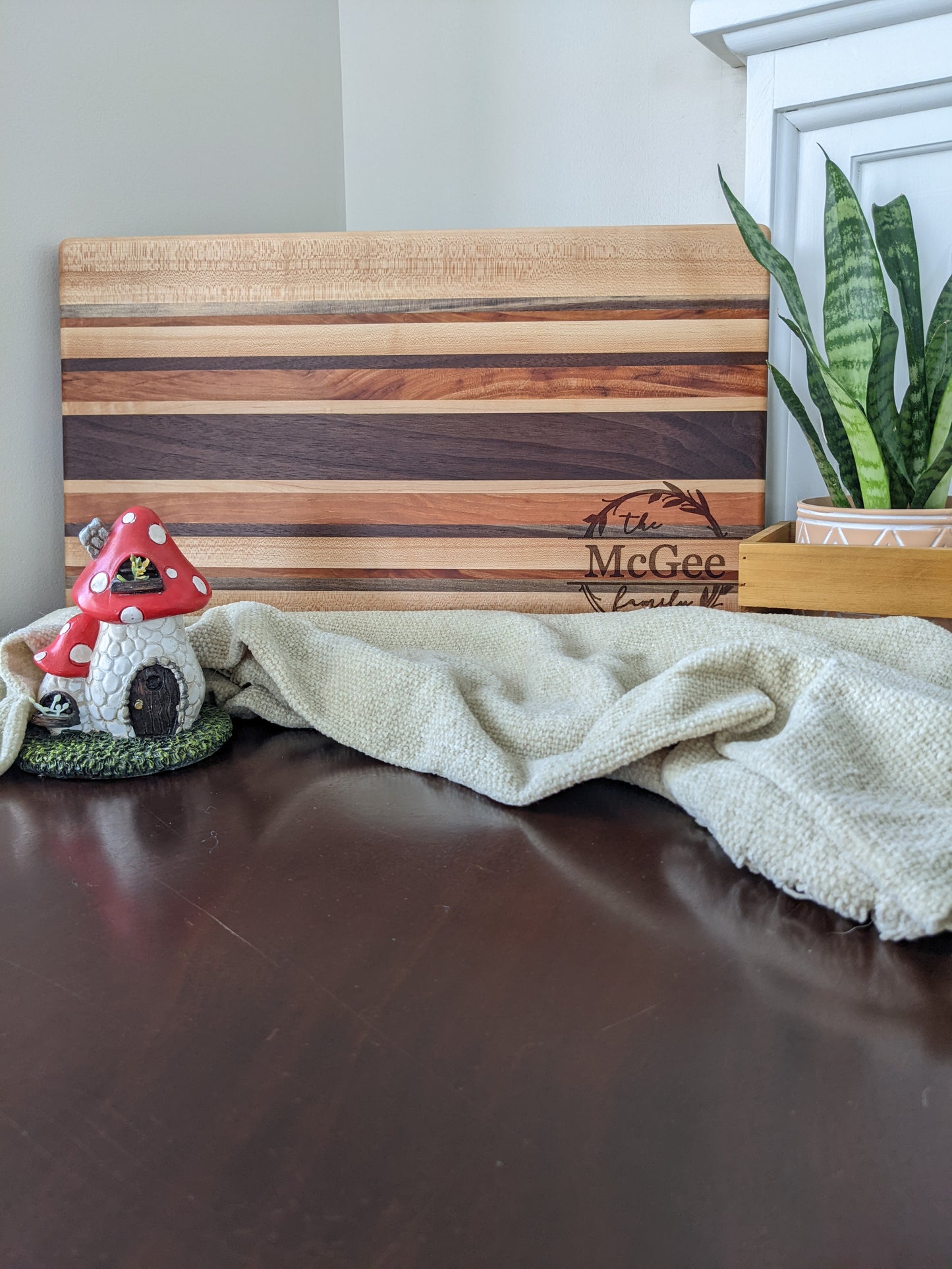 Mixed Wood Cutting Board